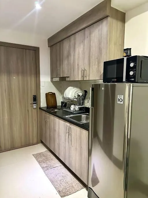 Modern 1-Br Condo Unit Manila Philippines