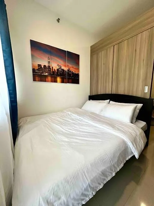 Modern 1-Br Condo Unit Manila 0*,